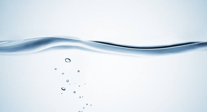 髪の水分量とダメージ毛