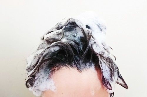 大阪吹田で髪質改善　頭皮ケア