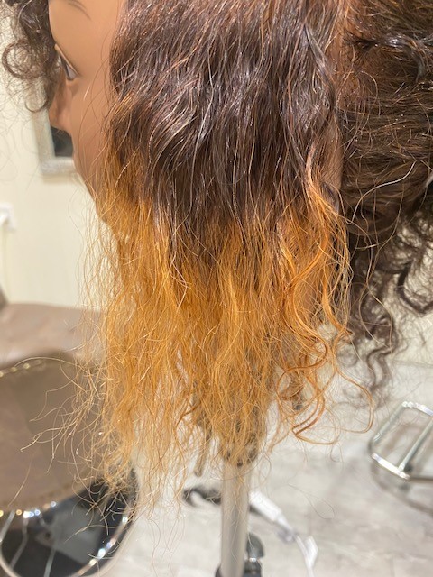 縮毛矯正でビビリ毛