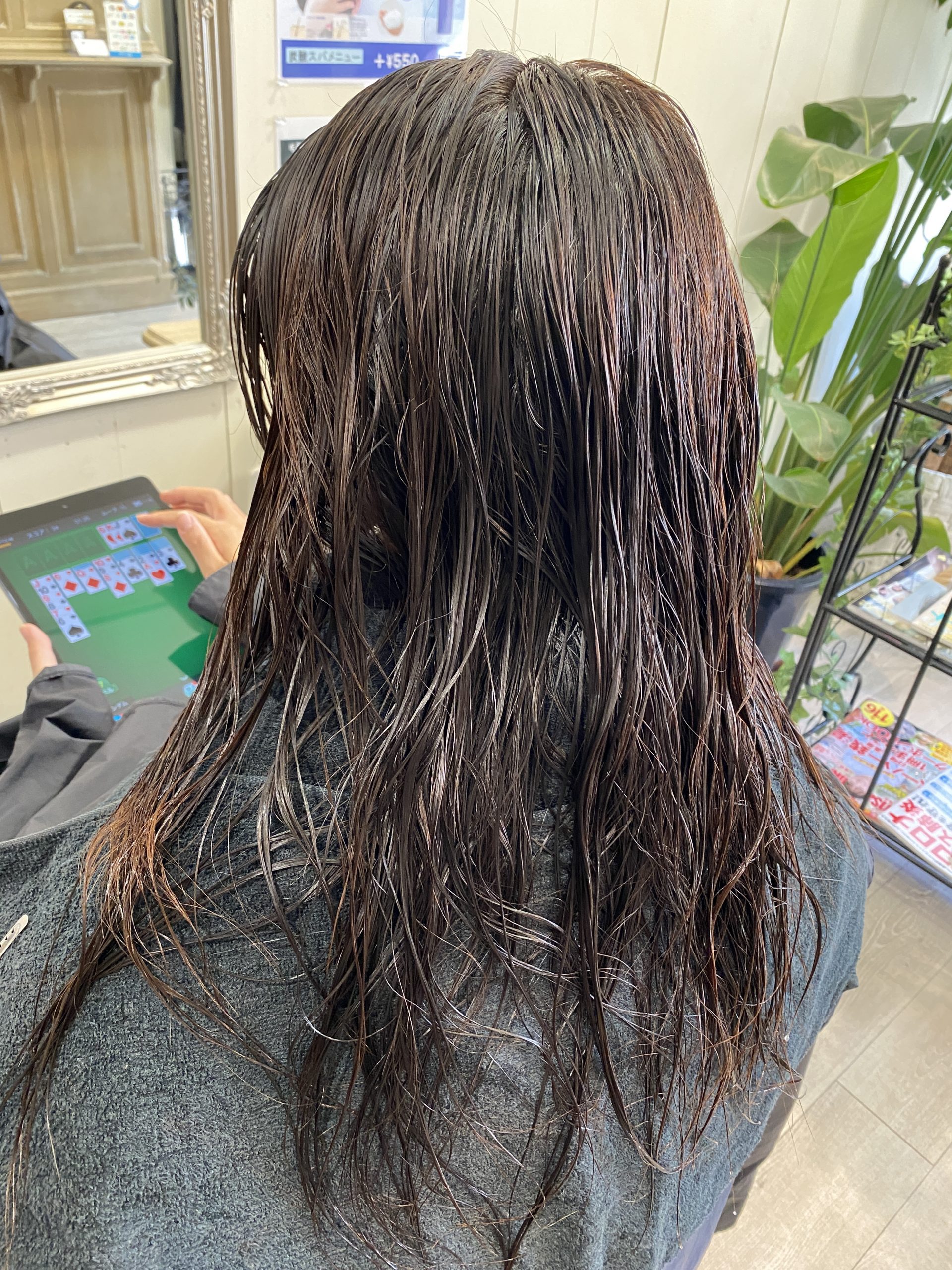 大阪吹田で髪質改善縮毛矯正