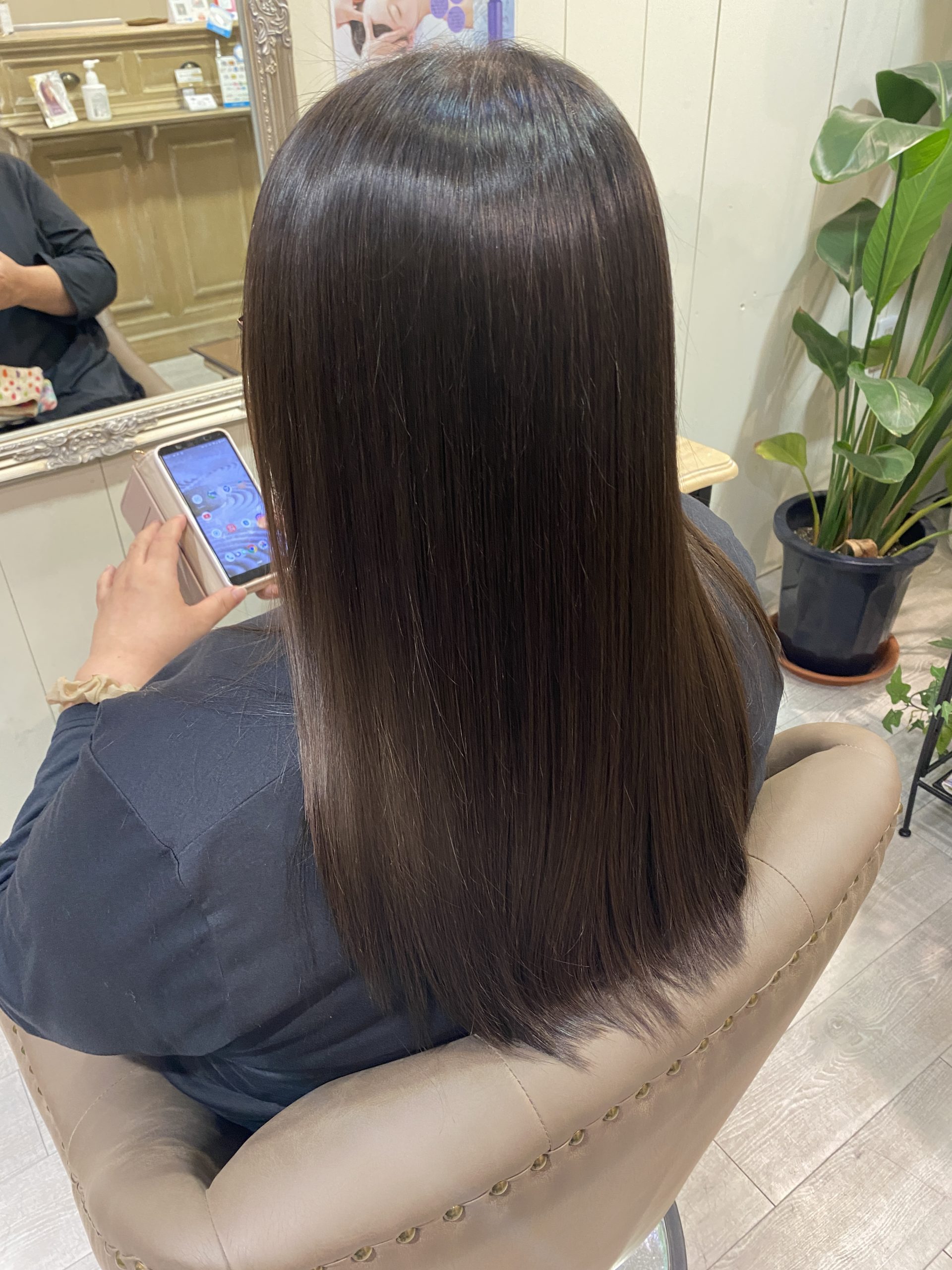 大阪吹田で髪質改善縮毛矯正