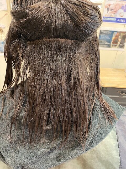 髪を梳きすぎて縮毛矯正の施術前