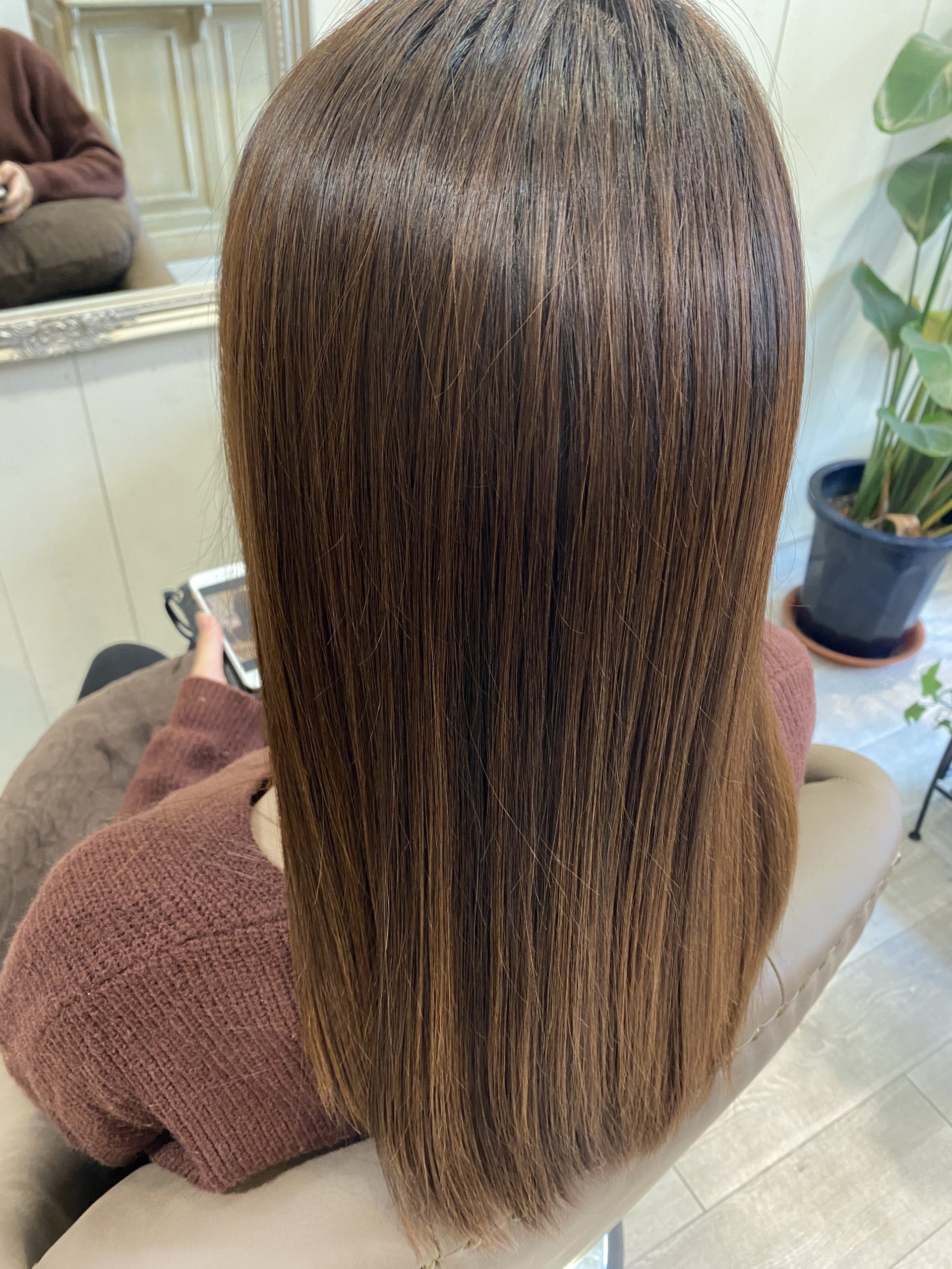 大阪吹田で髪質改善縮毛矯正