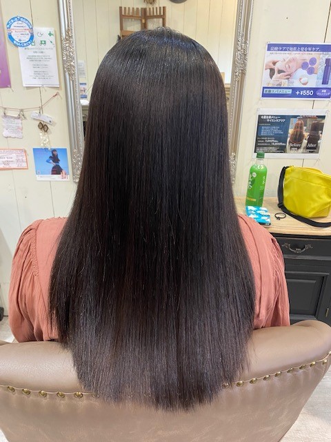 大阪吹田で髪質改善縮毛矯正