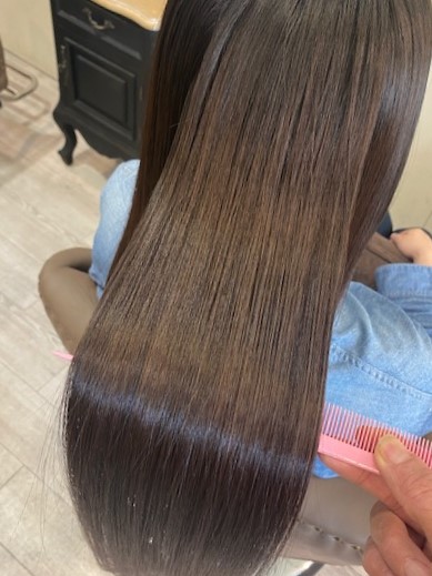 レブリン酸とグリオキシル酸を使い分けたAliceの髪質改善施術の解説画像