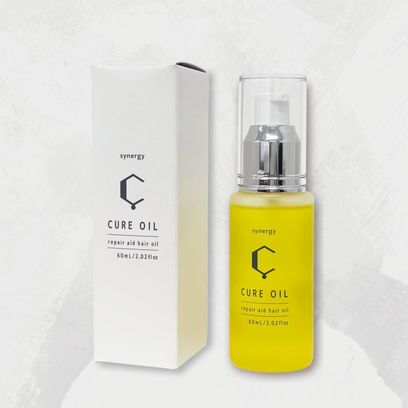 縮毛矯正した髪の指通りとまとまりを高める、シナジー キュアオイル（60ml）